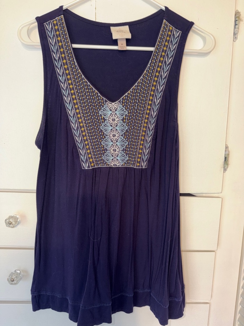 Knox Rose Navy Embroidered V‑Neck Tank with Blue and Yellow Accents